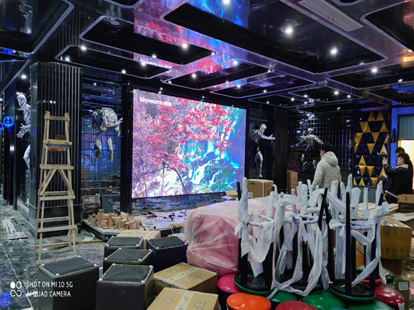 费县室内P2.5全彩显示屏